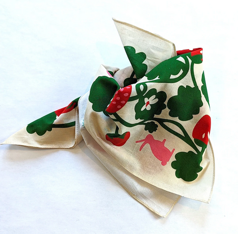 Bandana - Strawberry Garden