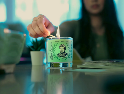 Walter Mercado Prosperidad Candle