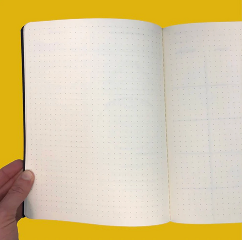 Daffodil Month View Planner
